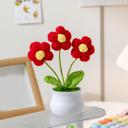 Handmade Crochet Bouquet Potted Flowers, Artificial Flower Potted Plant, Knitted Artificial Forever Flowers with Exquisite Pot Decor Decorative Fruit Decoration Gift Ornaments